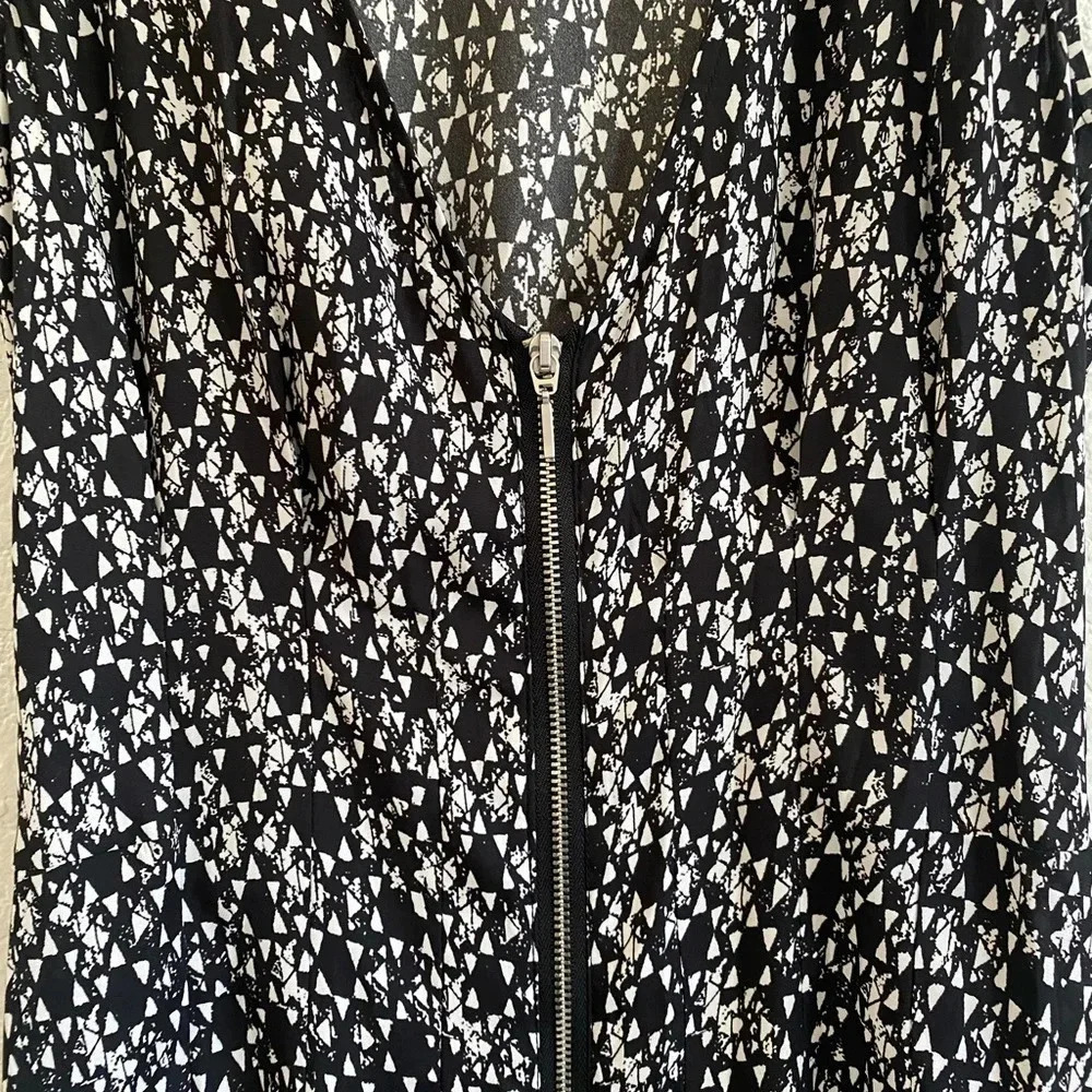 H&M Zip Dress Black and White Size 4 - Picture 4 of 8